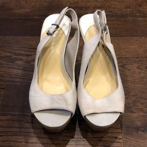 Neutral grey Gianni Bini Wedges
